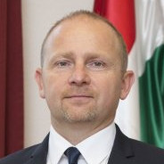 Dr. Sors László